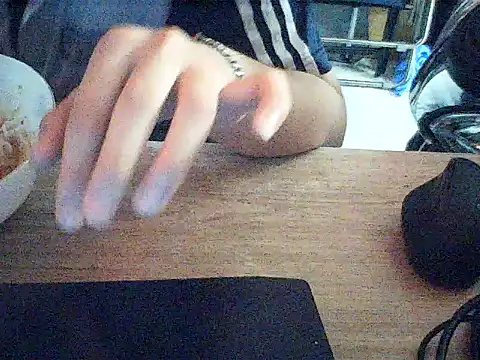 baobao26 online show from April 11, 2026, 4:53 am