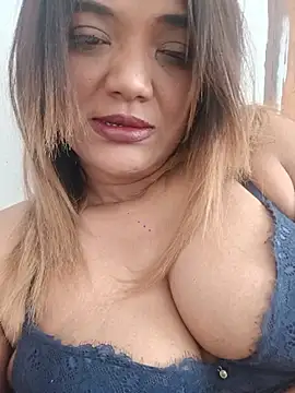 Snapshot of Indianpleasure300 chatting on July 19, 2026, 1:30 pm Indianpleasure300 online show from July 19, 2026, 1:30 pm