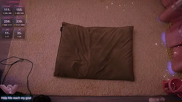 Redhead Shark new online show from February 13, 2026, 1:22 pm