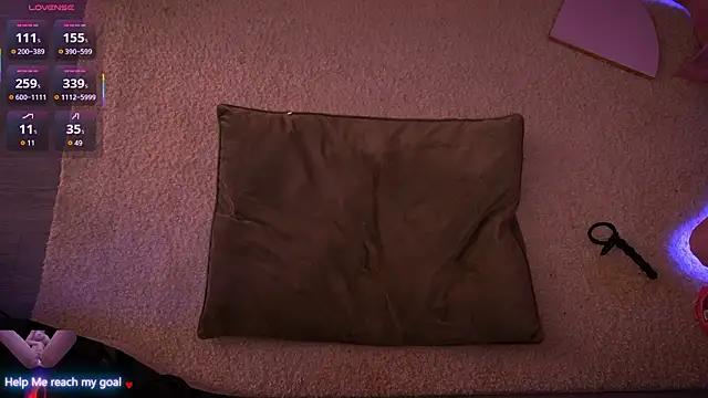 Redhead Shark new online show from March 6, 2026, 1:17 pm