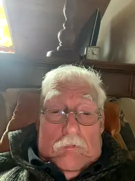 Steffibi1954 online show from November 2, 2025, 10:20 am