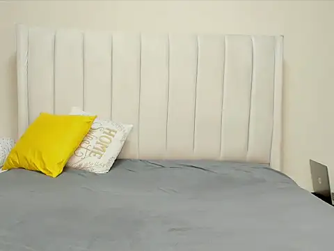  heavenlysent online show from November 3, 2025, 4:39 am