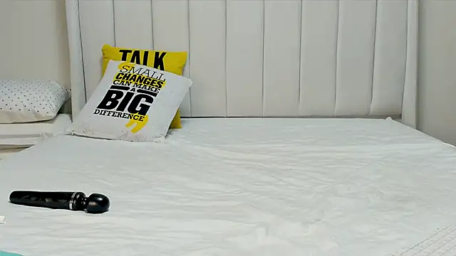 Snapshot of _heavenlysent chatting on March 17, 2026, 4:26 am heavenlysent online show from March 17, 2026, 4:26 am