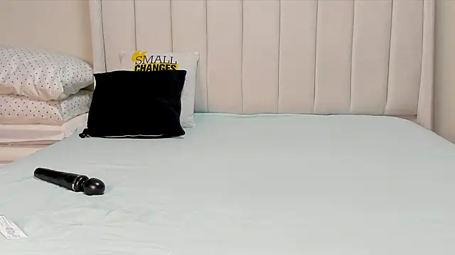 Snapshot of _heavenlysent chatting on March 4, 2026, 4:20 am heavenlysent online show from March 4, 2026, 4:20 am