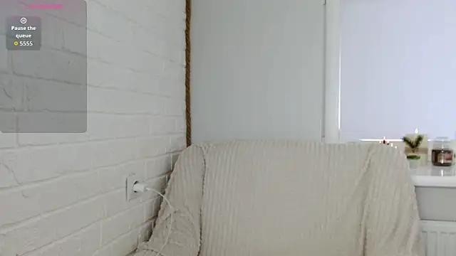 SayMeow  online show from September 14, 2025, 5:41 am