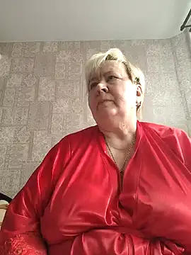 Snapshot of EffectFiona chatting on March 4, 2025, 6:15 am EffectFiona online show from March 4, 2025, 6:15 am