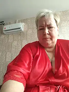 Snapshot of EffectFiona chatting on March 8, 2025, 8:00 am EffectFiona online show from March 8, 2025, 8:00 am