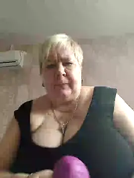 Snapshot of EffectFiona chatting on February 26, 2025, 5:03 am EffectFiona online show from February 26, 2025, 5:03 am