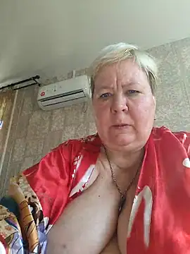 Snapshot of EffectFiona chatting on September 14, 2025, 4:57 am EffectFiona online show from September 14, 2025, 4:57 am