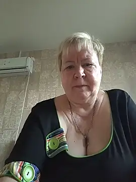 EffectFiona online show from May 24, 2026, 11:37 pm
