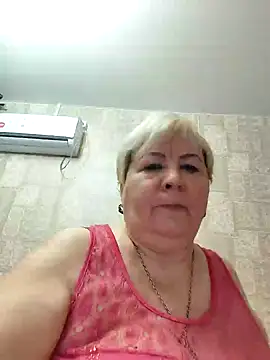 Snapshot of EffectFiona chatting on February 24, 2025, 11:09 pm EffectFiona online show from February 24, 2025, 11:09 pm
