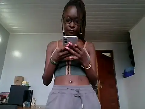 Prettybecs online show from November 27, 2025, 7:09 am