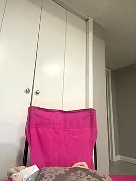 wishwashhy22 online show from September 28, 2025, 9:00 pm