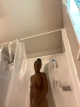 wishwashhy22 online show from September 21, 2025, 8:58 pm