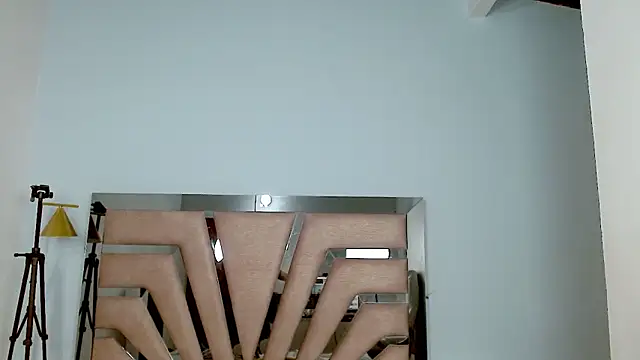 sophia hadid online show from January 2, 2025, 10:55 pm