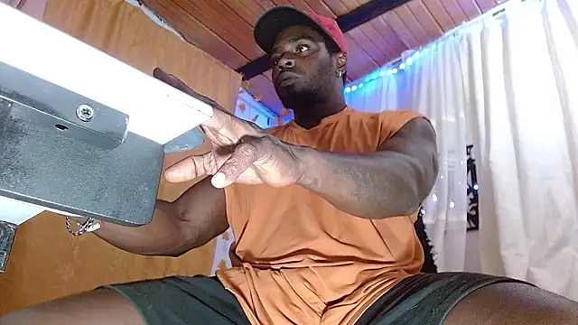 angel bonbom online show from February 17, 2026, 10:18 pm