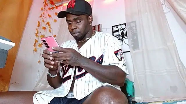 angel bonbom online show from April 6, 2026, 8:15 am