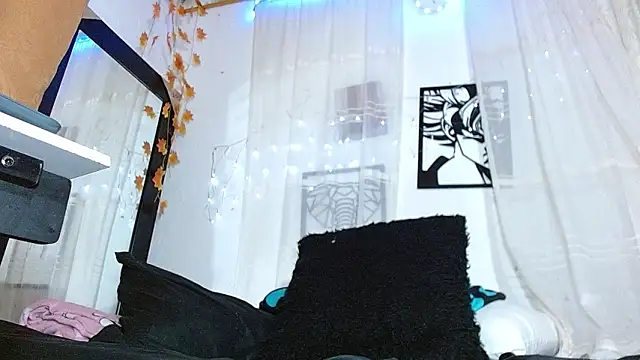 Snapshot of angel_bonbom chatting on May 1, 2026, 10:26 pm angel bonbom online show from May 1, 2026, 10:26 pm