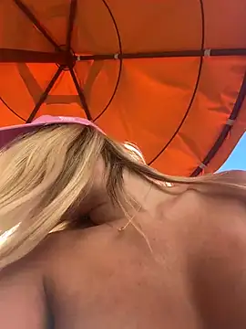 BritneyDimond online show from December 30, 2024, 4:51 pm