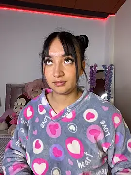  Tammyy online show from November 5, 2025, 1:58 pm