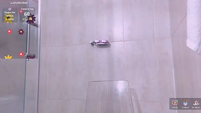 Snapshot of ElizabethBell_ chatting on October 19, 2025, 3:31 am ElizabethBell online show from October 19, 2025, 3:31 am