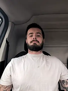 Snapshot of Brightspark22 chatting on February 26, 2026, 11:21 am Brightspark22 online show from February 26, 2026, 11:21 am