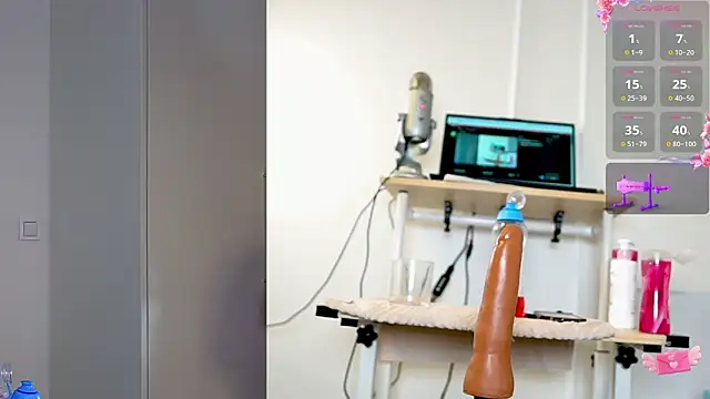 Snapshot of Miss69Ri99 chatting on March 15, 2025, 6:21 pm Miss69Ri99 online show from March 15, 2025, 6:21 pm