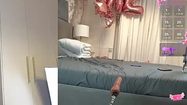 Snapshot of Miss69Ri99 chatting on March 6, 2025, 11:42 pm Miss69Ri99 online show from March 6, 2025, 11:42 pm