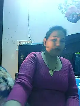 Poojabhabi101 online show from January 18, 2026, 4:54 pm