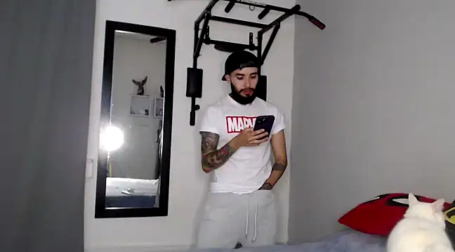 Snapshot of transgenderboy chatting on February 25, 2025, 1:09 am transgenderboy online show from February 25, 2025, 1:09 am