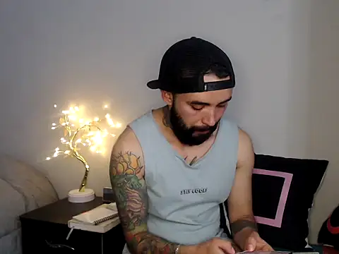 Snapshot of transgenderboy chatting on September 8, 2025, 6:51 pm transgenderboy online show from September 8, 2025, 6:51 pm