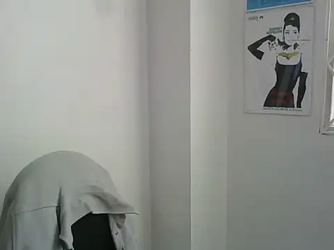 transgenderboy online show from July 28, 2026, 1:43 pm