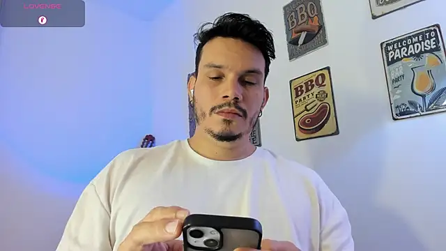 Snapshot of alejandro_stark chatting on February 19, 2026, 10:12 am alejandro stark online show from February 19, 2026, 10:12 am