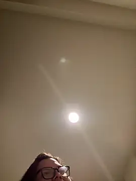 Snapshot of LiverandBrat77 chatting on March 30, 2026, 1:07 am LiverandBrat77 online show from March 30, 2026, 1:07 am