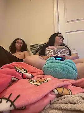 Snapshot of LiverandBrat77 chatting on March 7, 2026, 1:45 am LiverandBrat77 online show from March 7, 2026, 1:45 am