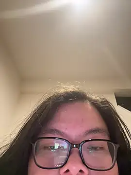 Snapshot of LiverandBrat77 chatting on March 22, 2026, 1:42 am LiverandBrat77 online show from March 22, 2026, 1:42 am