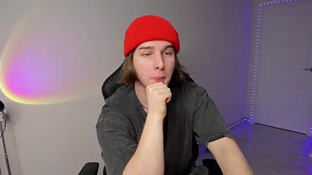 Vincent Strong online show from March 2, 2025, 1:09 pm