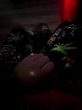 teggy95 online show from November 21, 2025, 3:27 am