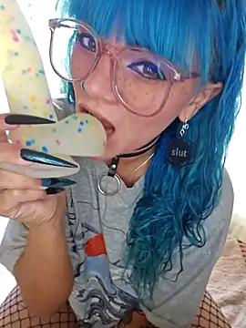 anyalikestosuck online show from October 22, 2025, 7:24 pm