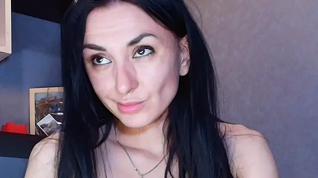Snapshot of Siaconna chatting on March 22, 2025, 6:33 am Siaconna online show from March 22, 2025, 6:33 am