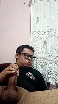 Snapshot of Novin18RJ chatting on March 8, 2025, 10:00 am Novin18RJ online show from March 8, 2025, 10:00 am