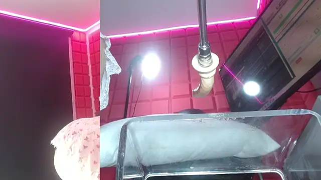 sammyEvans   online show from February 6, 2026, 10:55 am