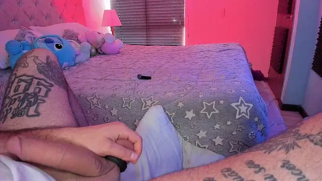 AbbyAndChris2 online show from April 29, 2026, 5:30 pm