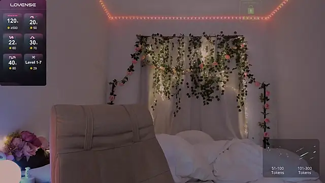  eva  pleasure  online show from October 27, 2025, 6:14 am