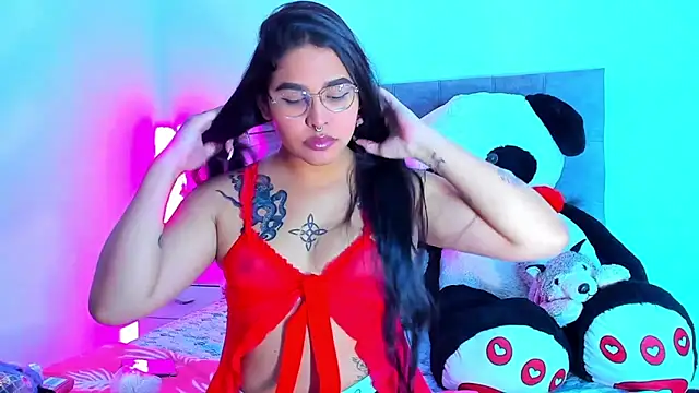 mabellfox online show from November 19, 2025, 1:11 pm