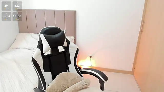 soyamandaa  online show from February 17, 2026, 6:38 pm