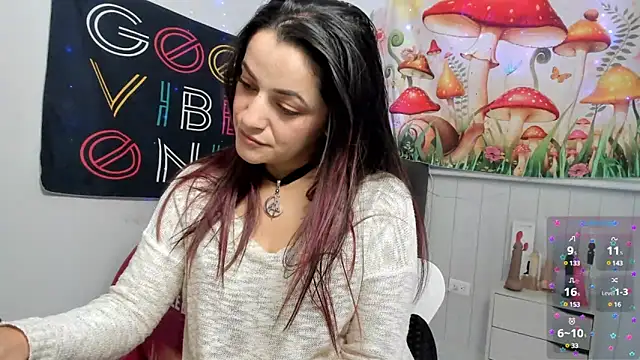 Snapshot of LovelyAzucena chatting on February 19, 2025, 2:33 pm LovelyAzucena online show from February 19, 2025, 2:33 pm