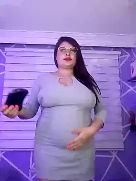 Snapshot of MiiaaJoness chatting on March 3, 2025, 6:13 pm MiiaaJoness online show from March 3, 2025, 6:13 pm