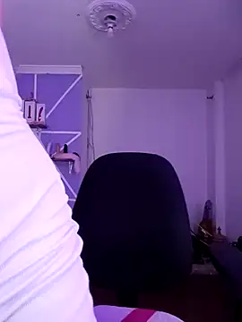 Snapshot of MiiaaJoness chatting on February 3, 2025, 6:07 pm MiiaaJoness online show from February 3, 2025, 6:07 pm