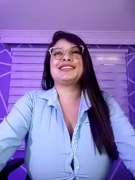 Snapshot of MiiaaJoness chatting on February 28, 2025, 6:09 pm MiiaaJoness online show from February 28, 2025, 6:09 pm